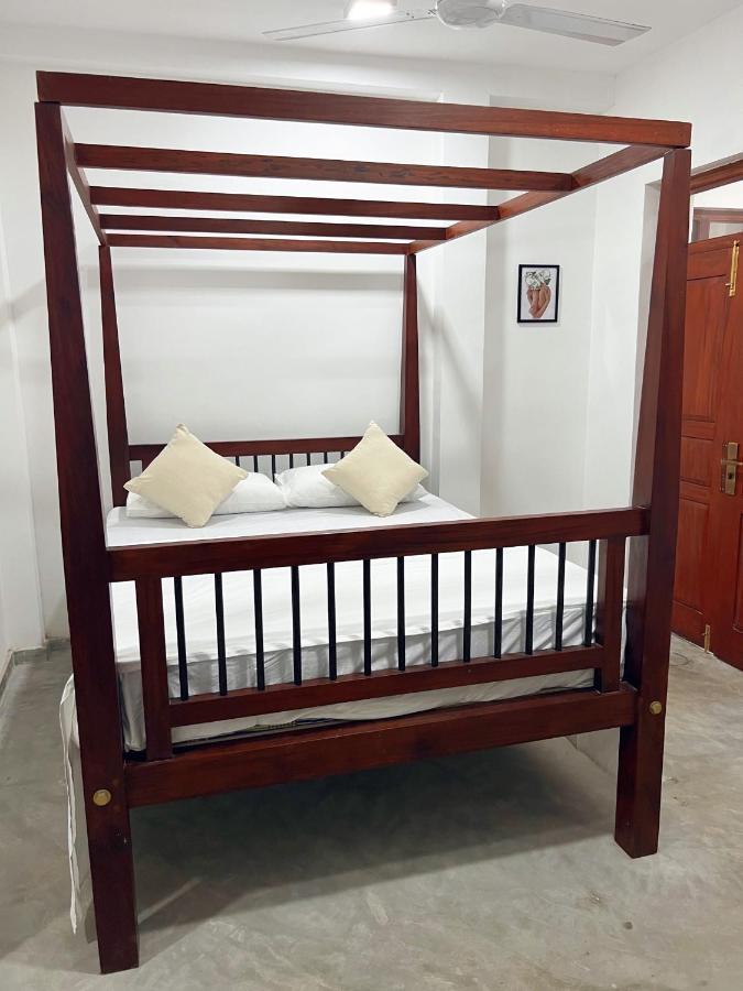 Komox Gedara Galle Bagian luar foto